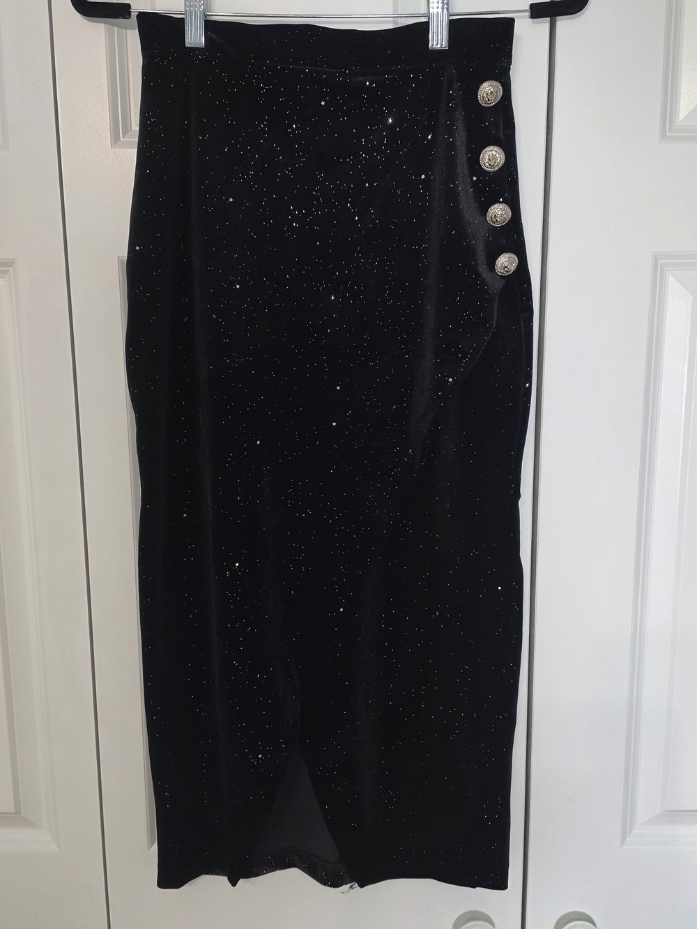Beulah Style Black Sparkle Velvet Midi Skirt
